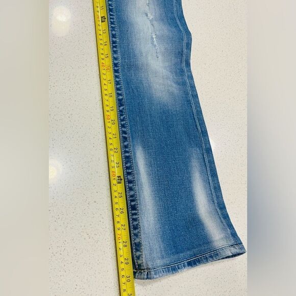 Miss Me Sunny Bootcut Jeans 26x30 Stretch Distressed EUC Embroidered - Picture 4 of 11